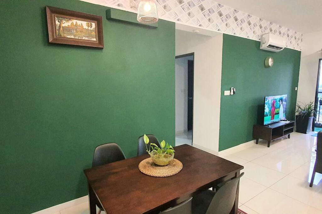 Aldridge Residence Cosy Apt @Emira Residence Shah Alam Exterior photo